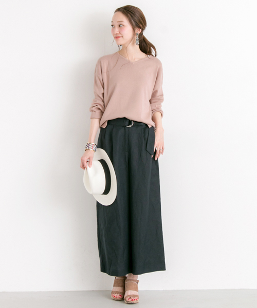 URBAN RESEARCH（アーバンリサーチ）の「UR 総針Vネックニットプルオーバー（ニット/セーター・レディース・ネイビー/ベージュ/ピンク/ブルー・FREE）」の16枚目の写真