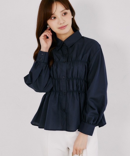 tocco closet(トッコ クローゼット)の「フロントシャーリングペプラムブラウス(シャツ/ブラウス・レディース・ネイビー/オフホワイト・M)」の2枚目の写真