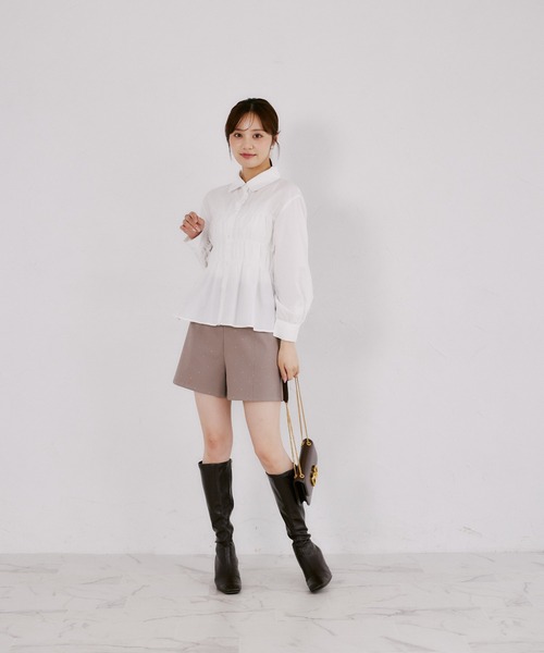 tocco closet(トッコ クローゼット)の「フロントシャーリングペプラムブラウス(シャツ/ブラウス・レディース・ネイビー/オフホワイト・M)」の3枚目の写真