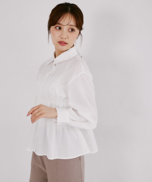 tocco closet(トッコ クローゼット)の「フロントシャーリングペプラムブラウス(シャツ/ブラウス・レディース・ネイビー/オフホワイト・M)」の7枚目の写真
