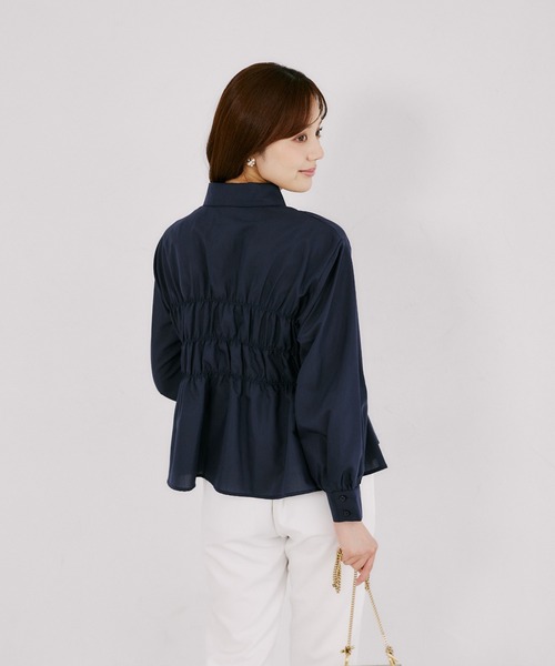 tocco closet(トッコ クローゼット)の「フロントシャーリングペプラムブラウス(シャツ/ブラウス・レディース・ネイビー/オフホワイト・M)」の18枚目の写真