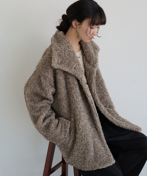 apres jour clair(アプレジュールクレア)の「【apres jour clair】プードルコート(ダウンジャケット/コート・レディース・グレイッシュベージュ/アイボリー/ホワイト・X-LARGE/フリー)」の3枚目の写真