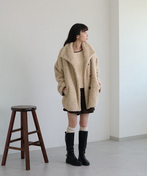 apres jour clair(アプレジュールクレア)の「【apres jour clair】プードルコート(ダウンジャケット/コート・レディース・グレイッシュベージュ/アイボリー/ホワイト・X-LARGE/フリー)」の16枚目の写真
