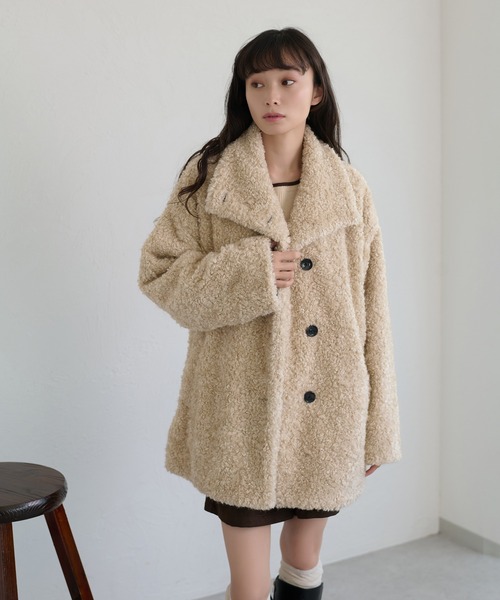 apres jour clair(アプレジュールクレア)の「【apres jour clair】プードルコート(ダウンジャケット/コート・レディース・グレイッシュベージュ/アイボリー/ホワイト・X-LARGE/フリー)」の6枚目の写真