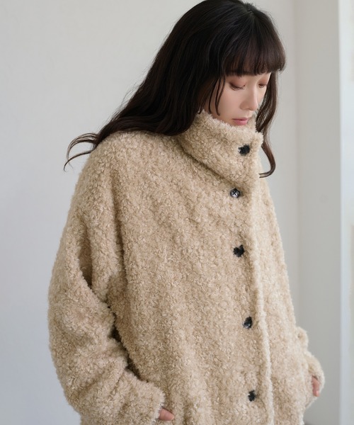 apres jour clair(アプレジュールクレア)の「【apres jour clair】プードルコート(ダウンジャケット/コート・レディース・グレイッシュベージュ/アイボリー/ホワイト・X-LARGE/フリー)」の13枚目の写真