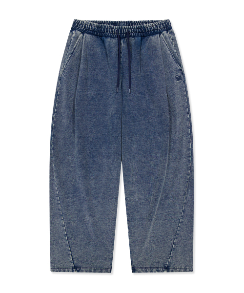 BROWNBREATH（ブラウンブレス）の「TAG TWO TUCK WIDE DENIM SWEAT PANTS（その他パンツ・レディース・ダークブルー/ブラック・SMALL/MEDIUM/LARGE/X-LARGE）」の5枚目の写真