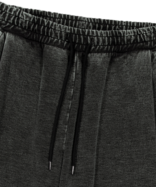 BROWNBREATH（ブラウンブレス）の「TAG TWO TUCK WIDE DENIM SWEAT PANTS（その他パンツ・レディース・ダークブルー/ブラック・SMALL/MEDIUM/LARGE/X-LARGE）」の8枚目の写真