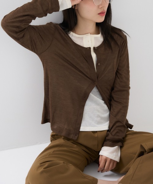 TRIANGLE PALETTE(トライアングルパレット)の「シアーリブクルーネック 長袖 カーディガン(Tシャツ/カットソー・レディース・ブラック/ブラウン/グレー/アイボリー・FREE)」の1枚目の写真
