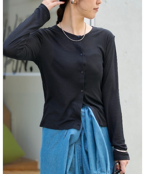model：163cm / size：F