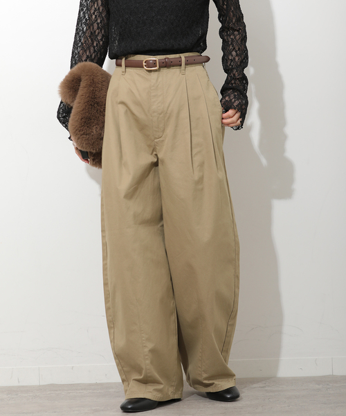 JOURNAL STANDARD relume（ジャーナルスタンダード　レリューム）の「2タックバレルレッグコットンパンツ（その他パンツ・レディース・ベージュ/ネイビー・38/36）」の6枚目の写真