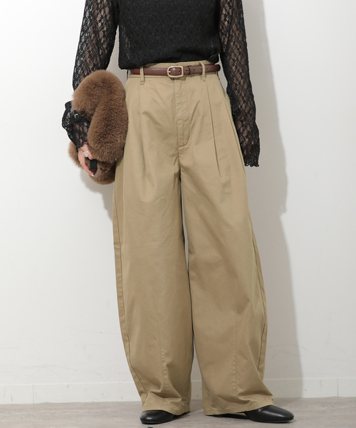 JOURNAL STANDARD relume（ジャーナルスタンダード　レリューム）の「2タックバレルレッグコットンパンツ（その他パンツ・レディース・ベージュ/ネイビー・38/36）」の7枚目の写真