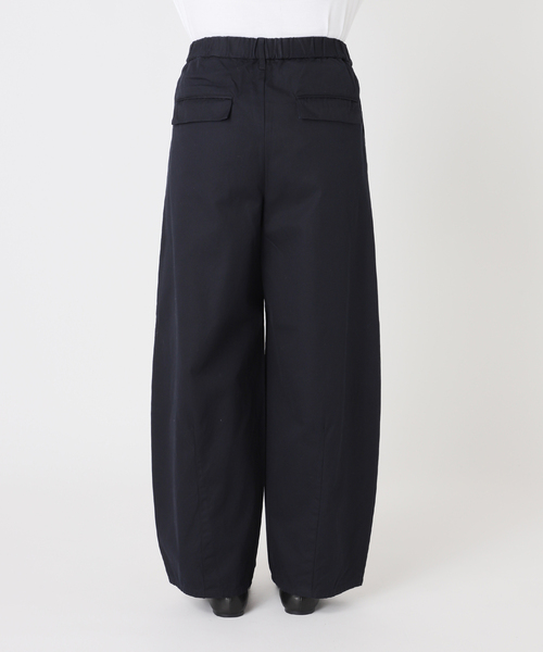 JOURNAL STANDARD relume（ジャーナルスタンダード　レリューム）の「2タックバレルレッグコットンパンツ（その他パンツ・レディース・ベージュ/ネイビー・38/36）」の19枚目の写真