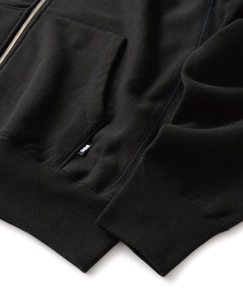 FTC（エフティーシー）の「SMALL BOX LOGO ZIP UP HOODY（パーカー・メンズ・ブラック/グレー/ネイビー/カモフラージュ・MEDIUM/LARGE/X-LARGE）」の6枚目の写真