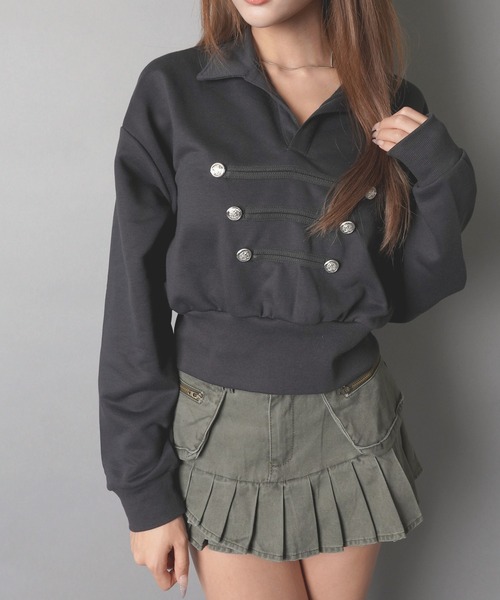 SPINNS(スピンズ)の「ショート丈スキッパ―スウェット/ナポレオンデザイン/ガールズストリート(スウェット・レディース・オートミール/ネイビー/チャコール・ONESIZE)」の2枚目の写真