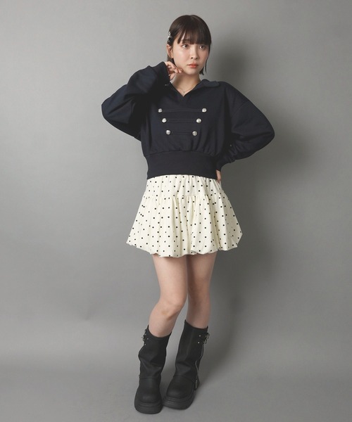 SPINNS(スピンズ)の「ショート丈スキッパ―スウェット/ナポレオンデザイン/ガールズストリート(スウェット・レディース・オートミール/ネイビー/チャコール・ONESIZE)」の15枚目の写真
