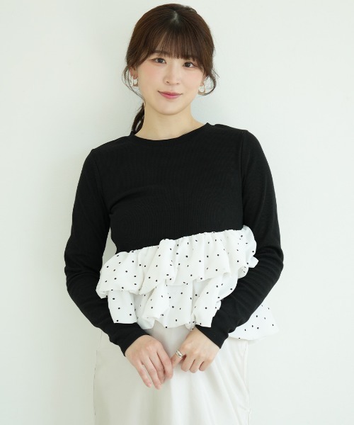 Nulli(ヌリ)の「アシンメトリードットフリルトップス(Tシャツ/カットソー・レディース・アイボリー/ブラック・FREE)」の7枚目の写真