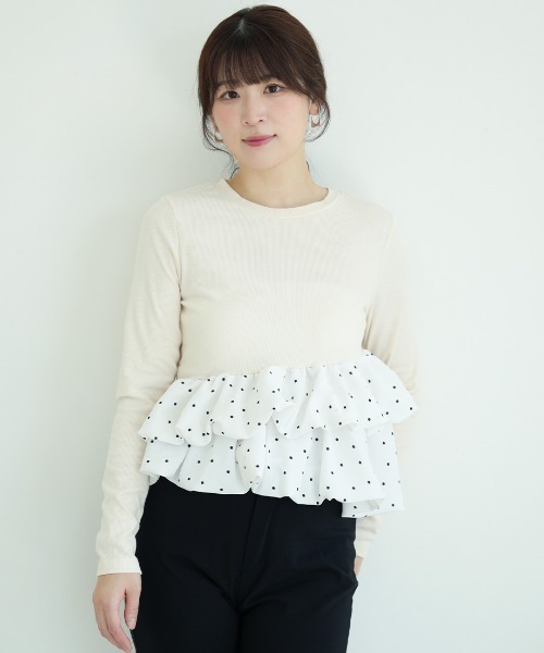 Nulli(ヌリ)の「アシンメトリードットフリルトップス(Tシャツ/カットソー・レディース・アイボリー/ブラック・FREE)」の3枚目の写真