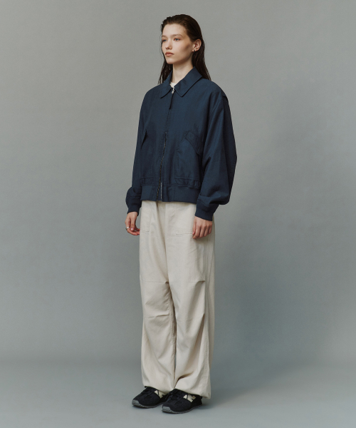 SIYAZU（シヤジュ）の「SIPT7212 ファティーグ パラシュートパンツ_Dust cream（その他パンツ・レディース・アイボリー・SMALL/MEDIUM）」の3枚目の写真