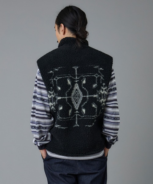 PENDLETON(ペンドルトン)の「PENDLETON/ペンドルトン ジャガードボアリバーシブルベスト(ベスト・メンズ・ベージュ/ネイビー/ブラック・SMALL/LARGE/MEDIUM)」の1枚目の写真
