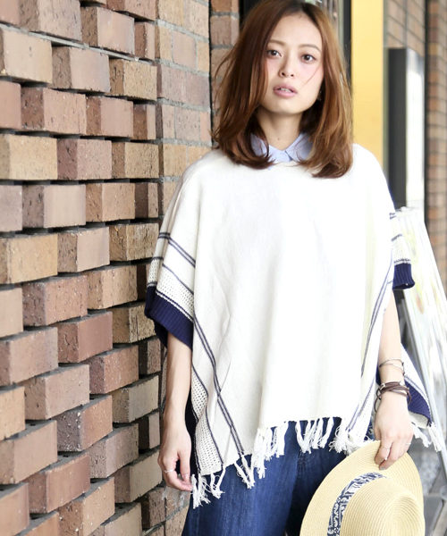 Denime(ドゥニーム)の「コットン 2ウェイ ポンチョ(カーディガン/ボレロ・レディース・ネイビー/オフホワイト/グレー・MEDIUM)」の16枚目の写真