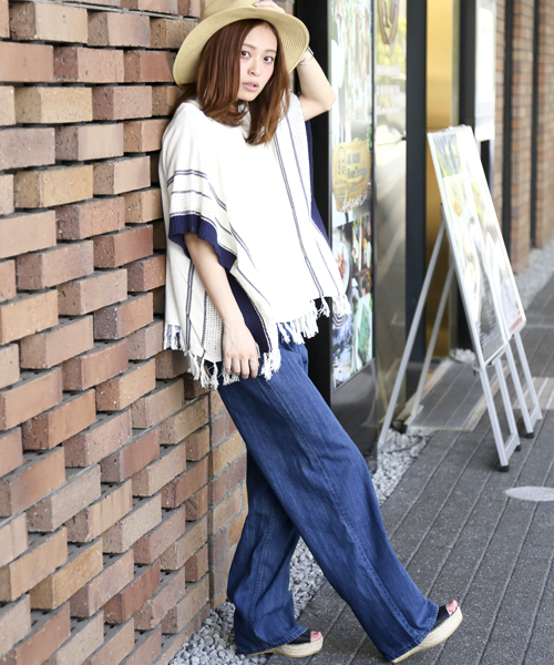 Denime(ドゥニーム)の「コットン 2ウェイ ポンチョ(カーディガン/ボレロ・レディース・ネイビー/オフホワイト/グレー・MEDIUM)」の17枚目の写真