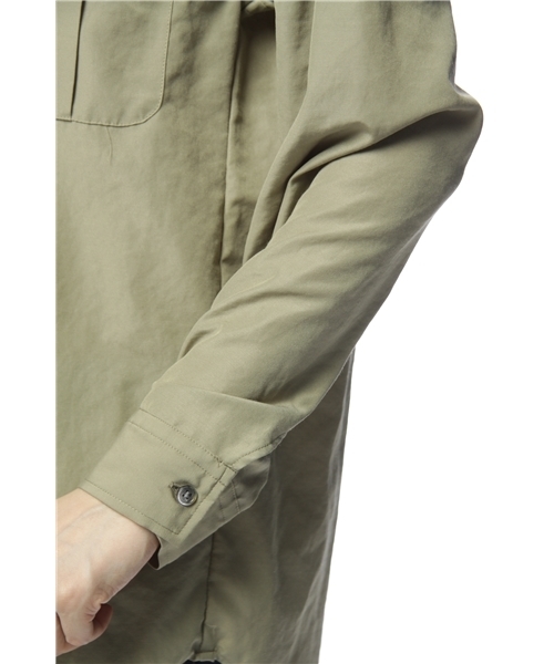 BEAUTY&YOUTH UNITED ARROWS(ビューティーアンドユースユナイテッドアローズ)の「BY コットンポリエステル ミリタリーシャツ ◆(シャツ/ブラウス・レディース・ホワイト/オリーブ・フリー)」の6枚目の写真