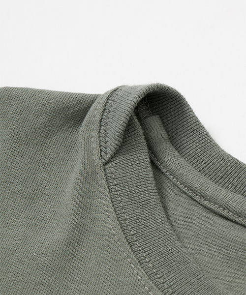 WORK NOT WORK URBAN RESEARCH（ワークノットワークアーバンリサーチ）の「WORK NOT WORK　ヘビーコットン刺繍ポケットTシャツ（Tシャツ/カットソー・メンズ・オフホワイト/カーキ/ネイビー・MEDIUM/SMALL/LARGE）」の17枚目の写真