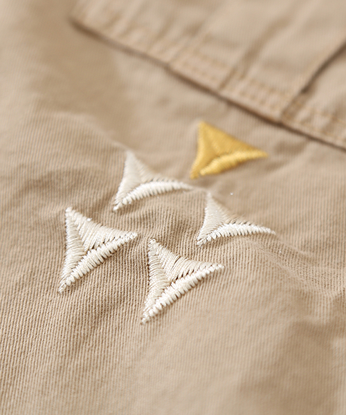 CUBE SUGAR（キューブシュガー）の「5.5オンスデニム ワッペン付ミリタリーシャツ（シャツ/ブラウス・レディース・ベージュ/ネイビー/ブルー・M）」の9枚目の写真