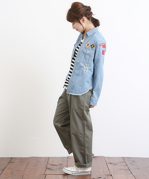 CUBE SUGAR（キューブシュガー）の「5.5オンスデニム ワッペン付ミリタリーシャツ（シャツ/ブラウス・レディース・ベージュ/ネイビー/ブルー・M）」の20枚目の写真