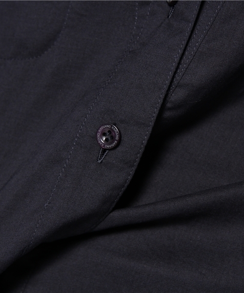 KariAng（カリアング）の「フラップＰＫノーカラーシャツ（シャツ/ブラウス・レディース・ホワイト/ベージュ/ネイビー・SMALL/MEDIUM）」の6枚目の写真