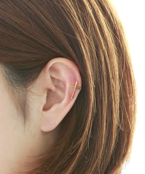 colleca la(コレカラ)の「クロスイヤーカフ(イヤーカフ・レディース・ゴールド・FREE)」の4枚目の写真