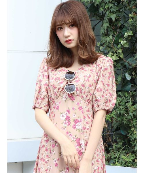 dazzlin（ダズリン）の「フラワーパターン切替マキシワンピース（ワンピース・レディース・ベージュ/オレンジ/ネイビー・MEDIUM/SMALL）」の18枚目の写真