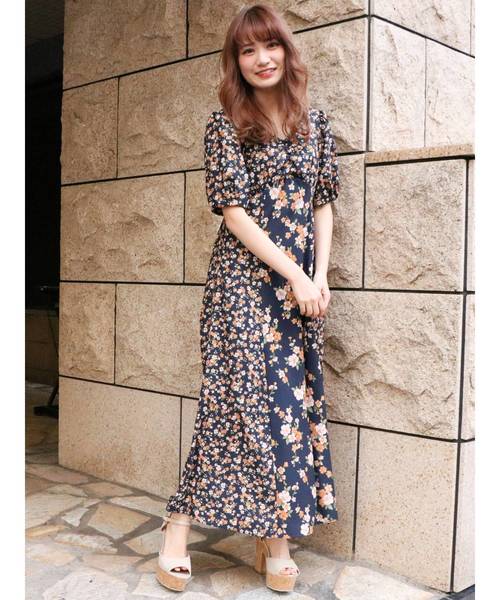 dazzlin（ダズリン）の「フラワーパターン切替マキシワンピース（ワンピース・レディース・ベージュ/オレンジ/ネイビー・MEDIUM/SMALL）」の19枚目の写真