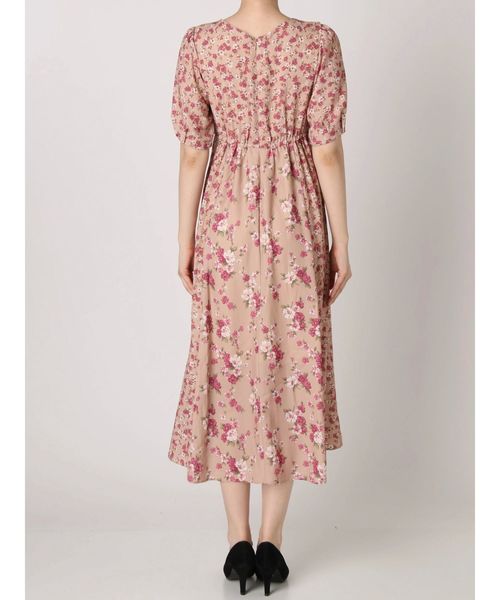 dazzlin（ダズリン）の「フラワーパターン切替マキシワンピース（ワンピース・レディース・ベージュ/オレンジ/ネイビー・MEDIUM/SMALL）」の14枚目の写真