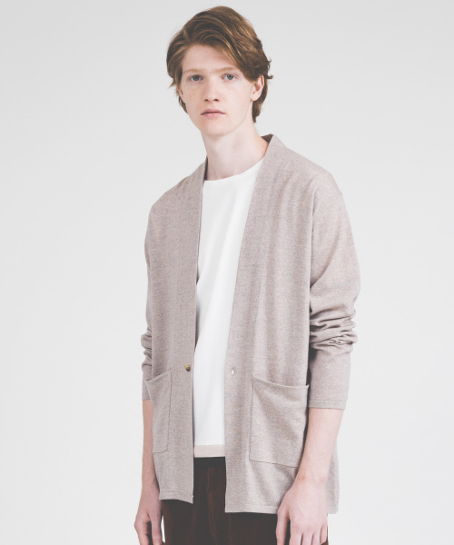 ABAHOUSE（アバハウス）の「ウールセミショールカーディガン（カーディガン/ボレロ・メンズ・ブラック系その他/グレイッシュベージュ/ダークオレンジ・44/46/48）」の2枚目の写真