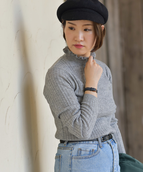 rps（アールピーエス）の「ワイドリブフリルハイネック長袖ニットプルオーバー（ニット/セーター・レディース・チャコールグレー/ブラック/ダークグリーン/オフホワイト/ボルドー/マスタード/杢グレー・M/L）」の4枚目の写真