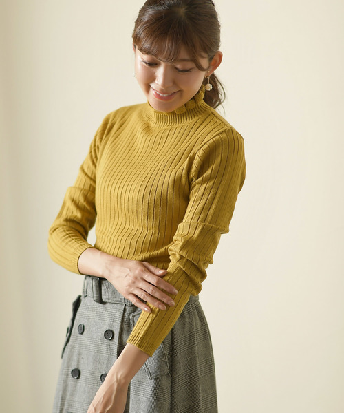 rps（アールピーエス）の「ワイドリブフリルハイネック長袖ニットプルオーバー（ニット/セーター・レディース・チャコールグレー/ブラック/ダークグリーン/オフホワイト/ボルドー/マスタード/杢グレー・M/L）」の6枚目の写真