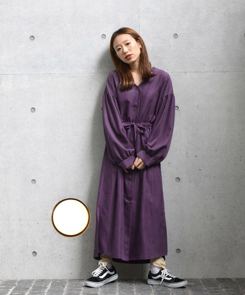 w closet（ダブルクローゼット）の「Vネックウエストドロストワンピース（ワンピース・レディース・グレイッシュベージュ/パープル・FREE）」の15枚目の写真