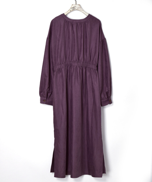 w closet（ダブルクローゼット）の「Vネックウエストドロストワンピース（ワンピース・レディース・グレイッシュベージュ/パープル・FREE）」の16枚目の写真