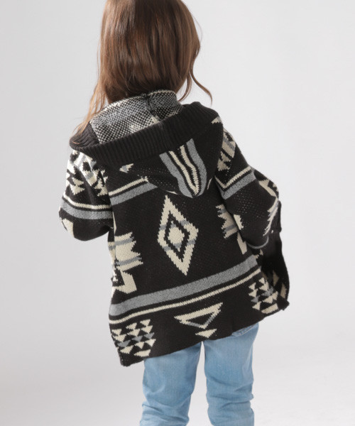 BAYFLOW（ベイフロー）の「[KIDS]ネイティブフードカーディガン（カーディガン/ボレロ・キッズ・ブラック/ベージュ/ネイビー・MEDIUM/X-LARGE）」の19枚目の写真