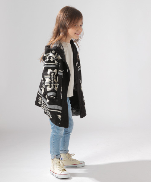 BAYFLOW（ベイフロー）の「[KIDS]ネイティブフードカーディガン（カーディガン/ボレロ・キッズ・ブラック/ベージュ/ネイビー・MEDIUM/X-LARGE）」の4枚目の写真