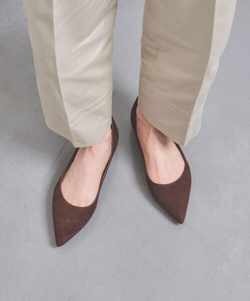 UNITED ARROWS（ユナイテッドアローズ）の「UBCB ポインテッド ソフト フラットパンプス（パンプス・レディース・イエロー/ダークグレー/ダークブラウン・38/37h/36h/35/36/35h/37）」の18枚目の写真