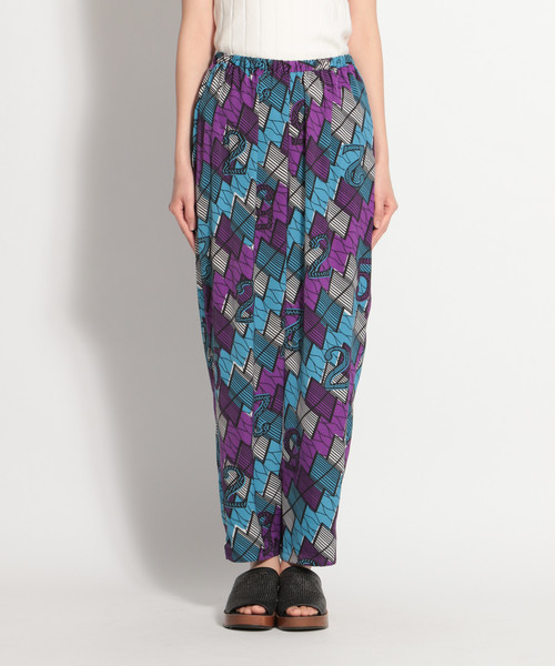 niko and...（ニコアンド）の「アフリカンモチーフプリントパンツ（その他パンツ・レディース・ブルー/パープル/ボルドー・MEDIUM/LARGE）」の7枚目の写真