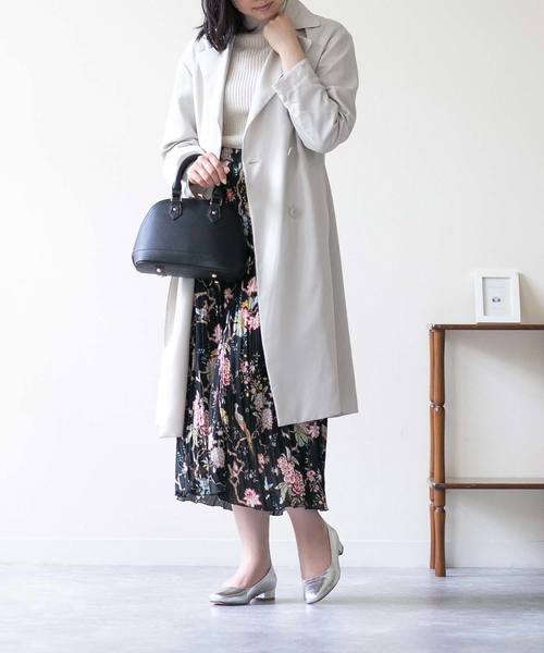 menue（メヌエ）の「freely(フリーリー)  4E スクエアトゥ パンプス（パンプス・レディース・シルバー/ブラック/ブラウン系その他/レオパード/アイボリー/ブラック系その他/グレイッシュベージュ・22.0cm/22.5cm/23.0cm/23.5cm/24.0cm/24.5cm/25.0cm/25.5cm/26.0cm/26.5cm）」の9枚目の写真