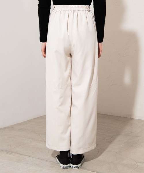 WEGO（ウィゴー）の「WEGO/カラーセンタープレスパンツ（スラックス・レディース・ブラック/グリーン/レッド/グリーン系その他/ブラウン/ナチュラル/サックスブルー/ライトピンク・MEDIUM/SMALL）」の18枚目の写真