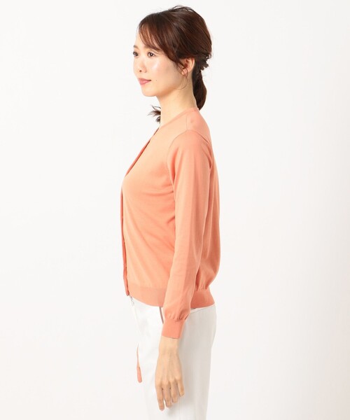 J.PRESS(ジェイプレス)の「【洗える】KNIT BASIC SSクルーネック カーディガン(カーディガン/ボレロ・レディース・ホワイト系1/ライトグレー系/ネイビー系/サックスブルー系・MEDIUM/LARGE)」の17枚目の写真