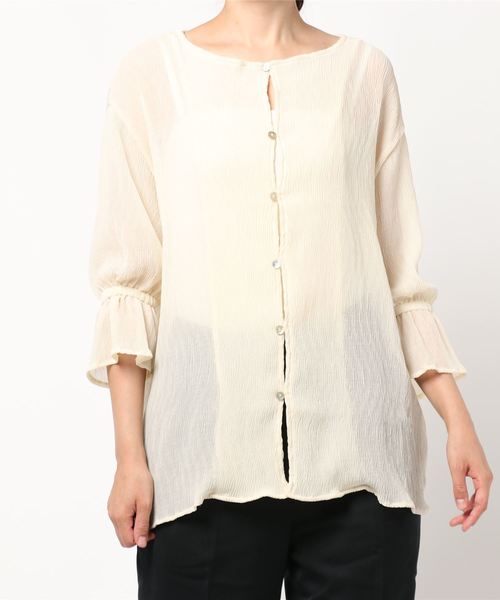 KOBE LETTUCE（コウベレタス）の「シェルボタンシアー楊柳ブラウス（シャツ/ブラウス・レディース・ブラック/ブルー/アイボリー/マスタード/ピンクベージュ・FREE）」の8枚目の写真