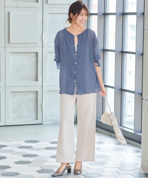 KOBE LETTUCE（コウベレタス）の「シェルボタンシアー楊柳ブラウス（シャツ/ブラウス・レディース・ブラック/ブルー/アイボリー/マスタード/ピンクベージュ・FREE）」の16枚目の写真