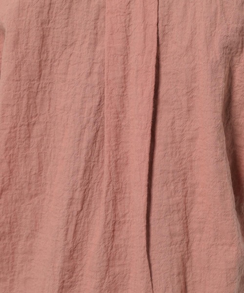 LAKOLE（ラコレ）の「コットンクリンクルリラックスシャツ / LAKOLE（シャツ/ブラウス・レディース・オフホワイト/ブラウン/カーキ/桜・SMALL/MEDIUM）」の19枚目の写真