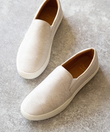シンプルスリッポン
